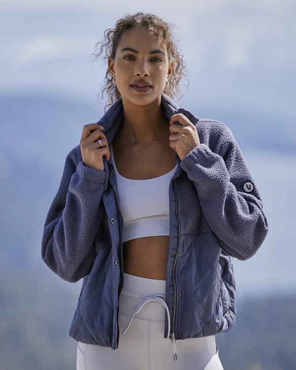 Vuori W VUORI Highlands Sherpa Jacket AZR